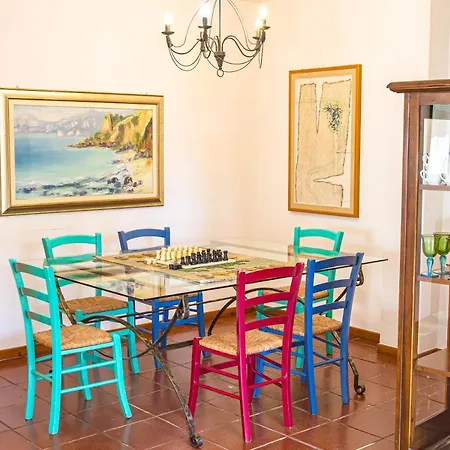 Holiday home Casa Falesia, Large And Comfty Cala Gonone